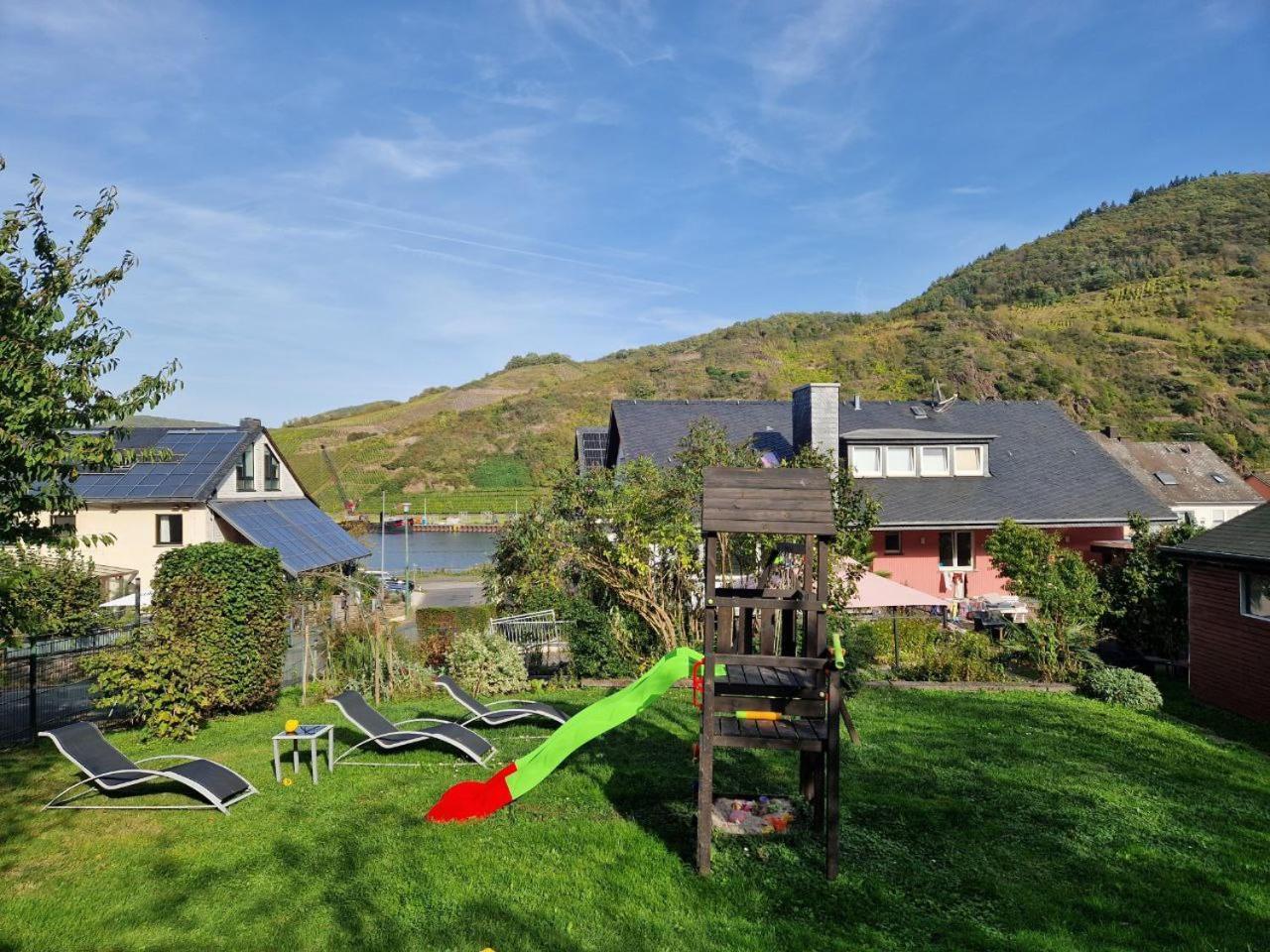 Weingut Im Moselkrampen Apartment Ellenz-Poltersdorf Ngoại thất bức ảnh